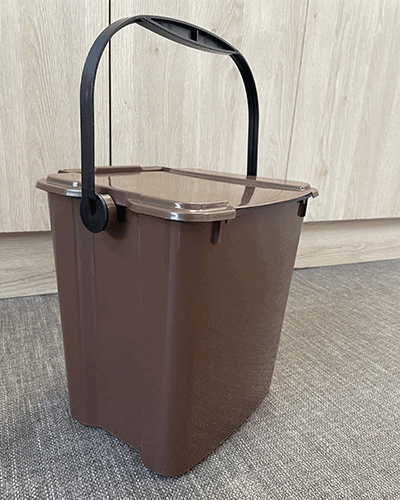 bio seau à compost  de 10 litres