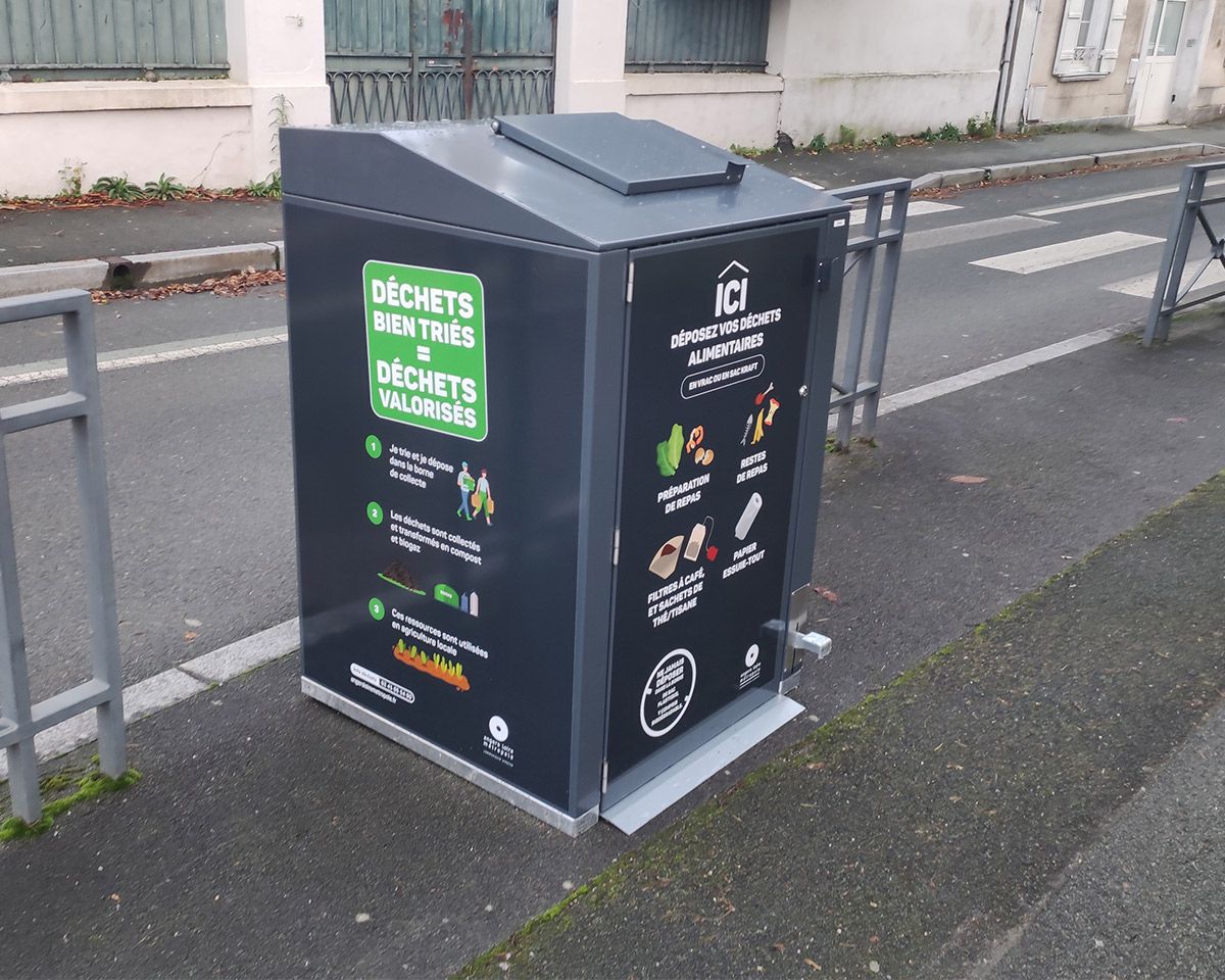 abri bac biodéchets angers